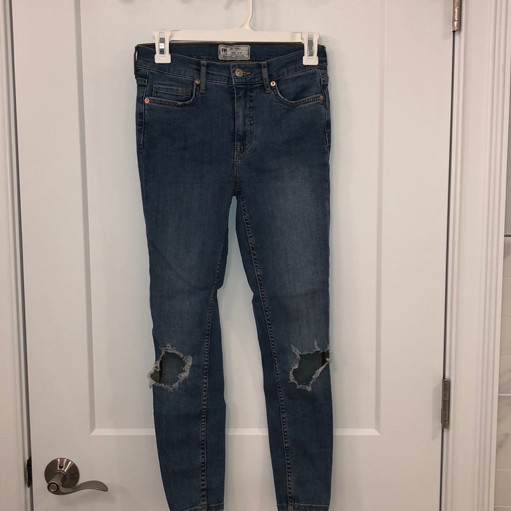 COPY - Free People Busted Knee Jeans “Midstone” S…